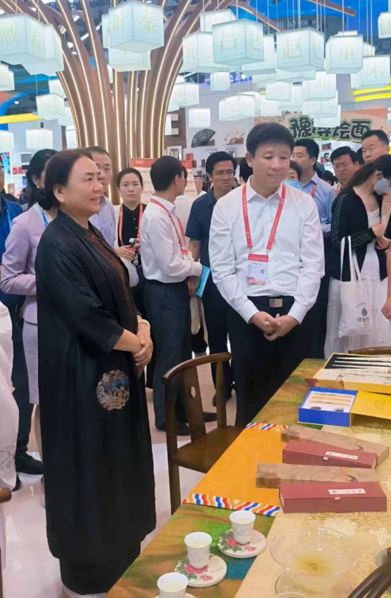 文双携天然香道亮相文博会展传承新篇开元棋牌app非遗焕彩谱华章——李(图1)
