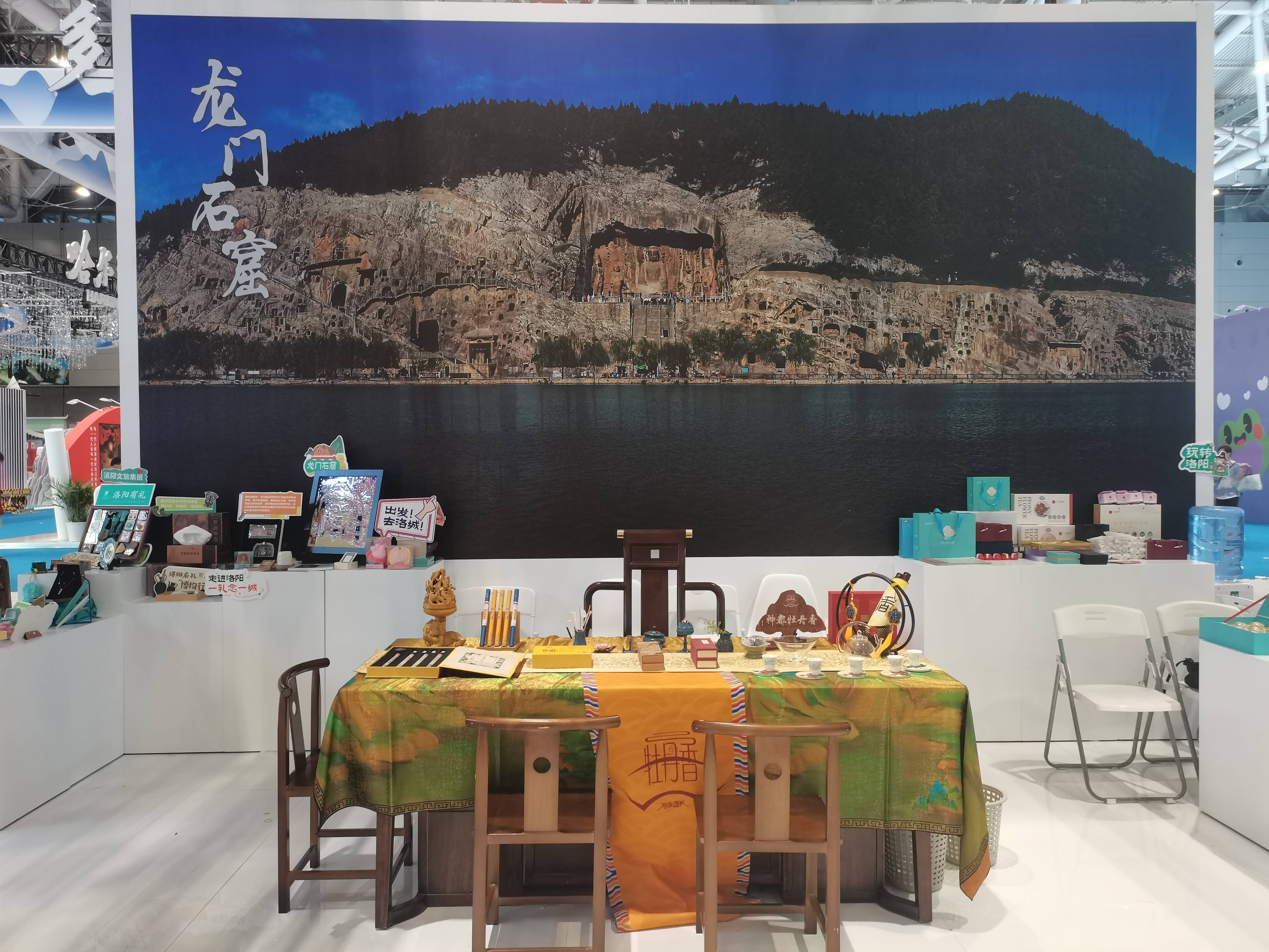 文双携天然香道亮相文博会展传承新篇开元棋牌app非遗焕彩谱华章——李(图6)