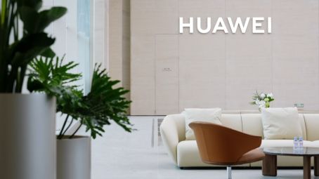 合肥银泰中心VVIP走进尊界超级工厂之旅开元棋牌智造非凡 臻选尊享华为臻选店·(图8)